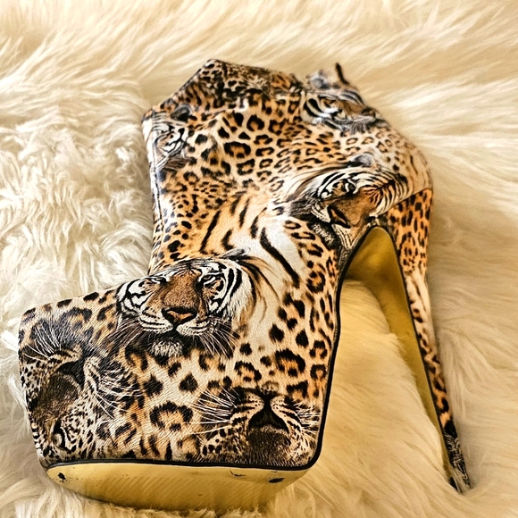 COPY - SEXY BUMPER HIGH HEELS PLATFORM TIGER KING  PRINT Sz 10 Stiletto - Picture 5 of 11